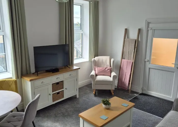 Dots Place 14 Darlington Road Dl10 7aw リッチモンド